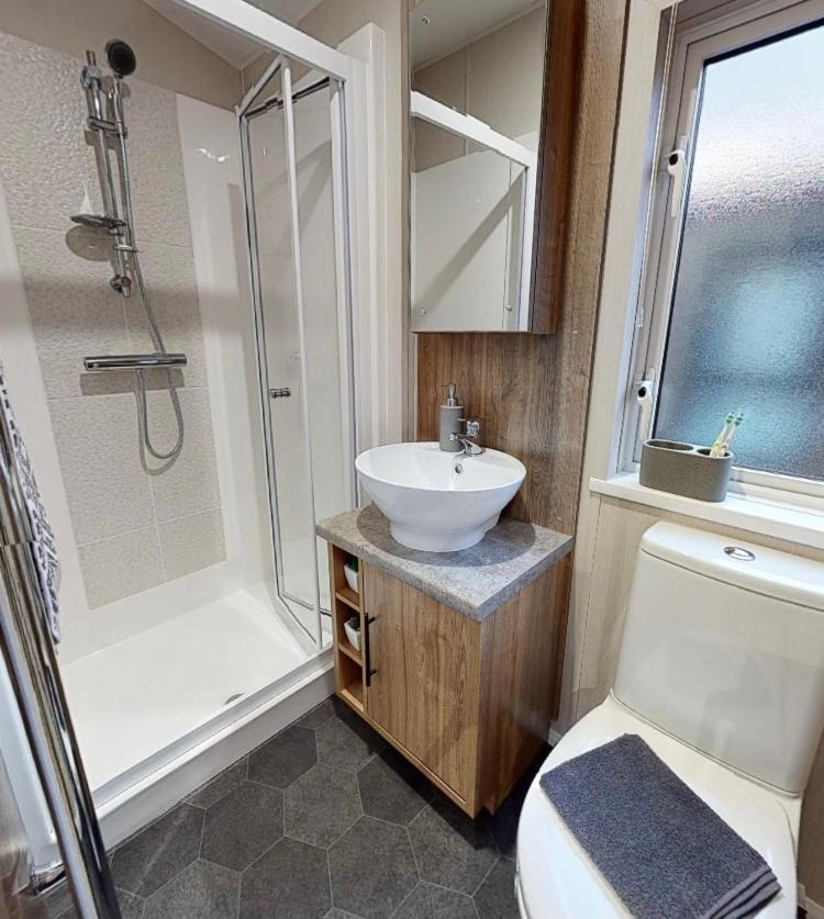 Presthaven Resort Haven Luxury 2023 Caravan 普利斯坦丁 外观 照片